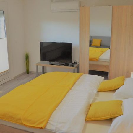 Apartma Vila Zigmund Cerknica Εξωτερικό φωτογραφία